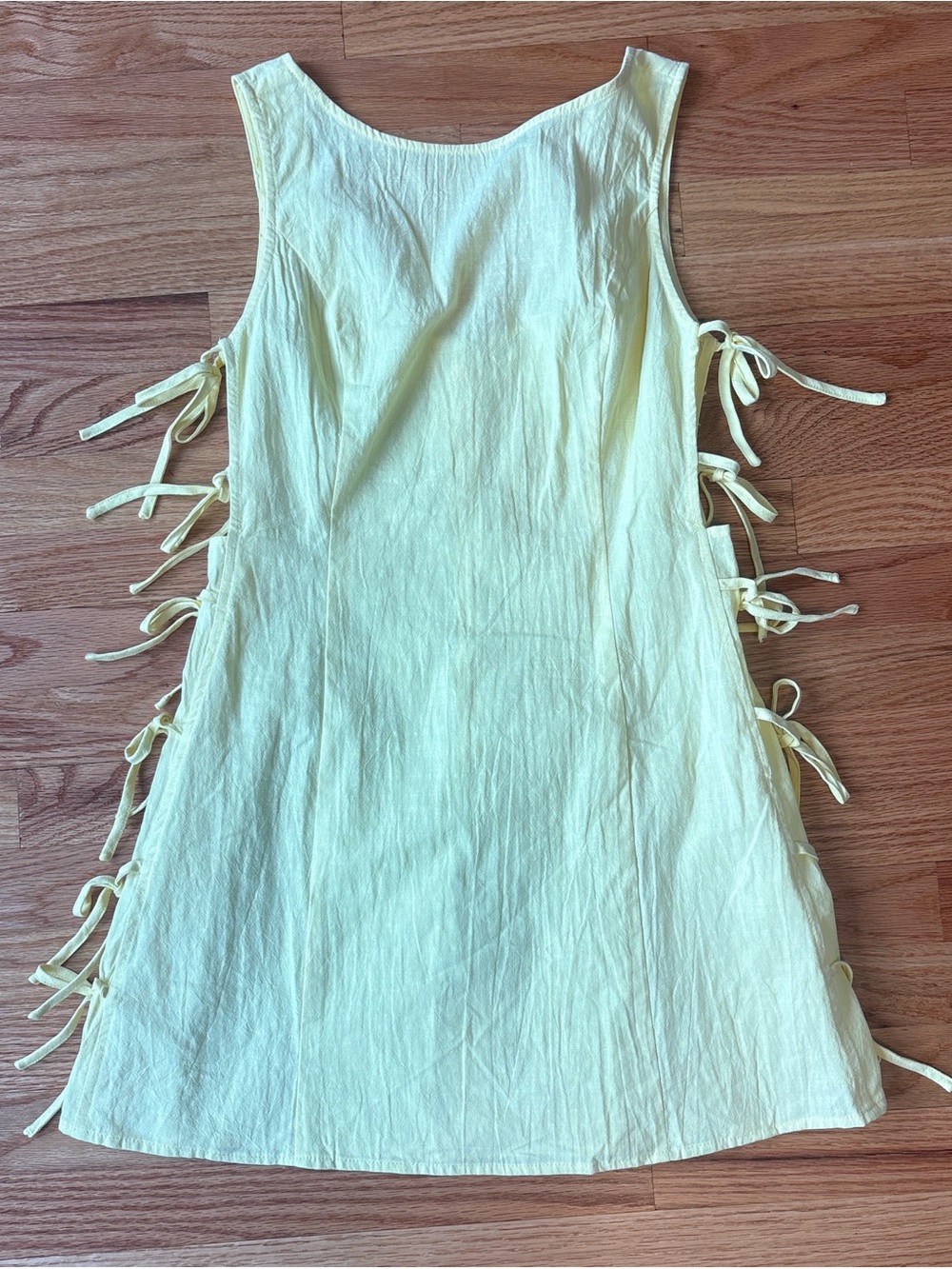 Sleeveless Yellow Side-Tie Casual Dress